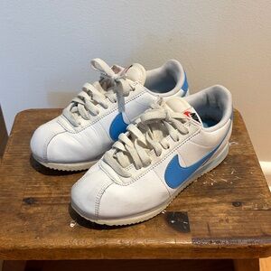 Nike Classic Cortez Sneakers in White/Blue